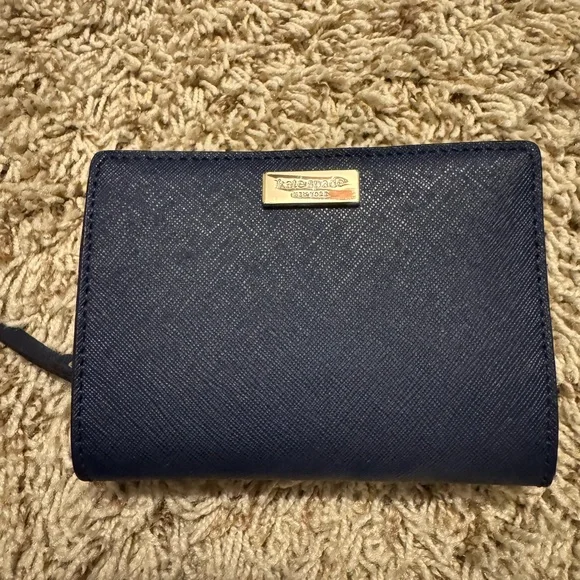 Kate Spade Navy Blue Women's Bi-fold Medium Wallet - Picture 1 of 4